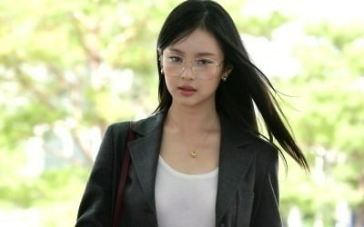 '왕따 주장' 뉴진스 하니, 어도어 입장문에 정색…'무표정' 이모티콘 변경 [TEN이슈]