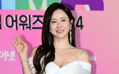 TSMエンターテインメント、ウン・ガウンとの契約解除に対する公式声明発表