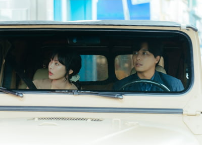 김소연, 이혼하자마자 ♥연우진과 스킨십 포착…"같이 있으면 혼란스러워" ('정숙한 세일즈')