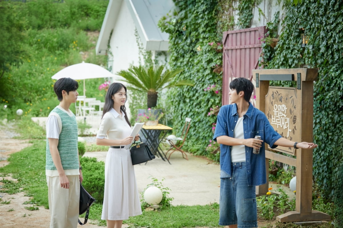 김세정, 돈 받으려고 이렇게까지…지게차 올라탔다('취하는 로맨스')