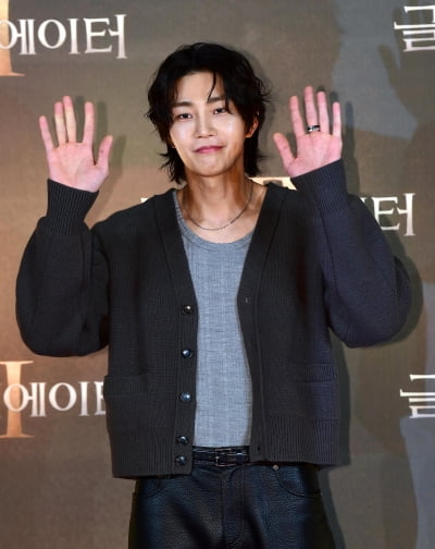 김재영, 지옥에서 온 판사 한다온...영화 보러 왔어요[TEN포토]