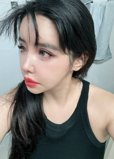 40세 박봄, 홈쇼핑 고데기 대참사 재현했나…다이어트 후 리즈 또 경신