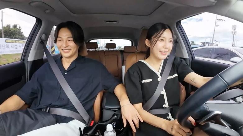 "카메라 꺼?"시영♥방글, 부모님까지 만났다…진도 빠르네('돌싱글즈6')