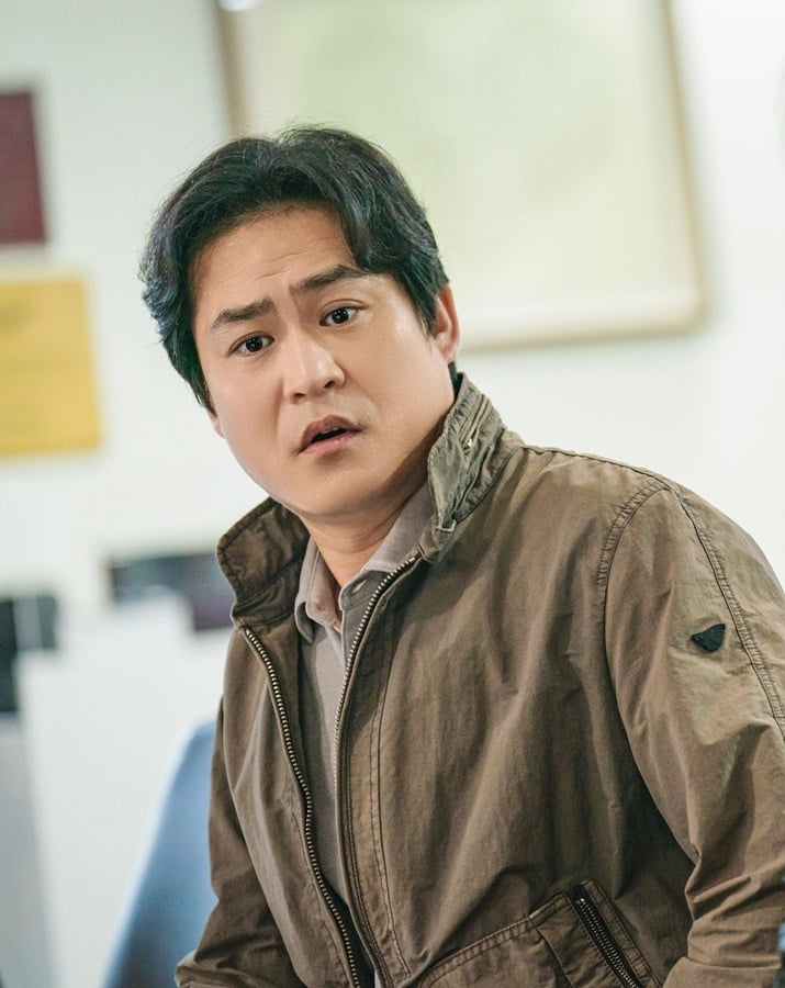 김남길, '마약 연루' 의혹 벗었는데…이번엔 응급실行('열혈사제2')