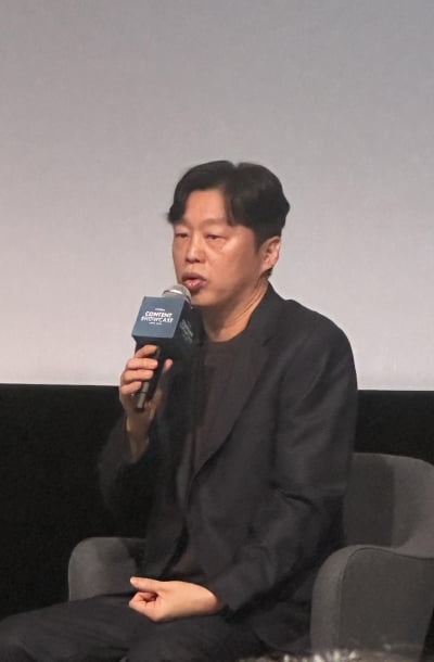 キム・ヒウォン、初監督作品『ジョミョンガゲ』での挑戦を語る