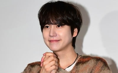 "가수 접으려 했다"…'광화문에서' 못 낼 뻔했던 규현, 10년 만에 꺼내놓은 만능규의 '컬러스'[종합]