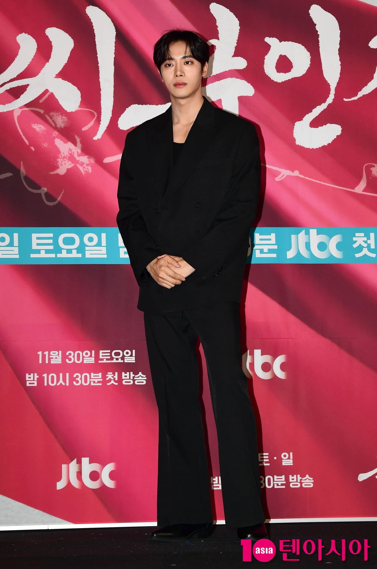 추영우, 훈훈한 미소...완벽한 비율[TEN포토+]
