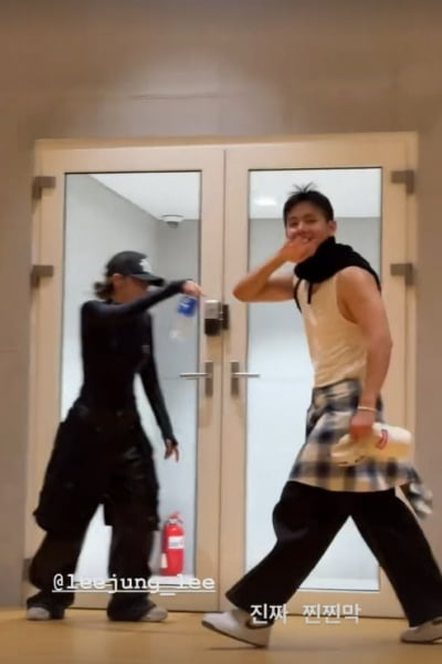 방탄 뷔, 휴가 한번 건전하네…女 댄서와 연습 삼매경