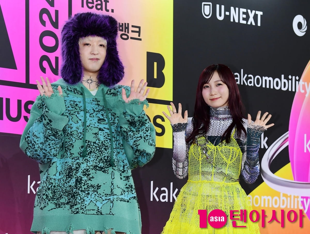 요아소비 , 한국 반가워요...화려한 패션[TEN포토+]