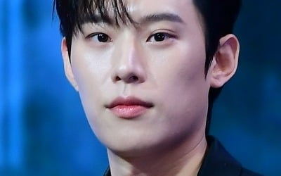 김성철, 목디스크 터졌다…'지킬앤하이드' 개막 앞두고 건강 적신호 ('용타로')