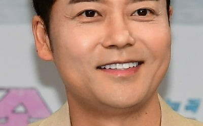 시청률 2%대까지 떨어졌다…전현무, 3개월 만에 '대학가요제' MC 마침표