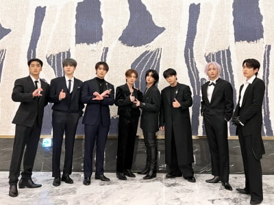 ATEEZ、MMA2024で「グローバルアーティスト」賞を受賞し、圧巻のパフォーマンスを披露