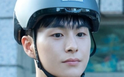 '♥최희진' 정건주, 아픈 이별 겪었다…일방적으로 떠난 연인에 후유증 앓아 ('모퉁이를돌면')