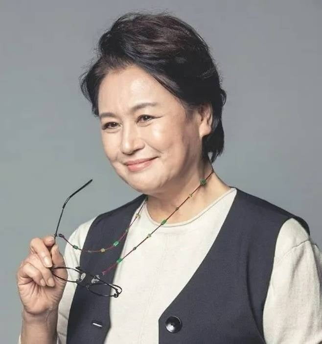 [종합] '75세' 박원숙, 희귀병 투병 중이었는데…결국 휠체어 신세 "걸을 수가 없어" ('같이삽시다')