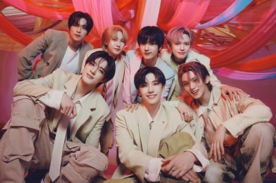 NCT DREAM、2年連続でアメリカ最大の年末フェスティバル「2024 iHeartRadio Jingle Ball Tour」に参加