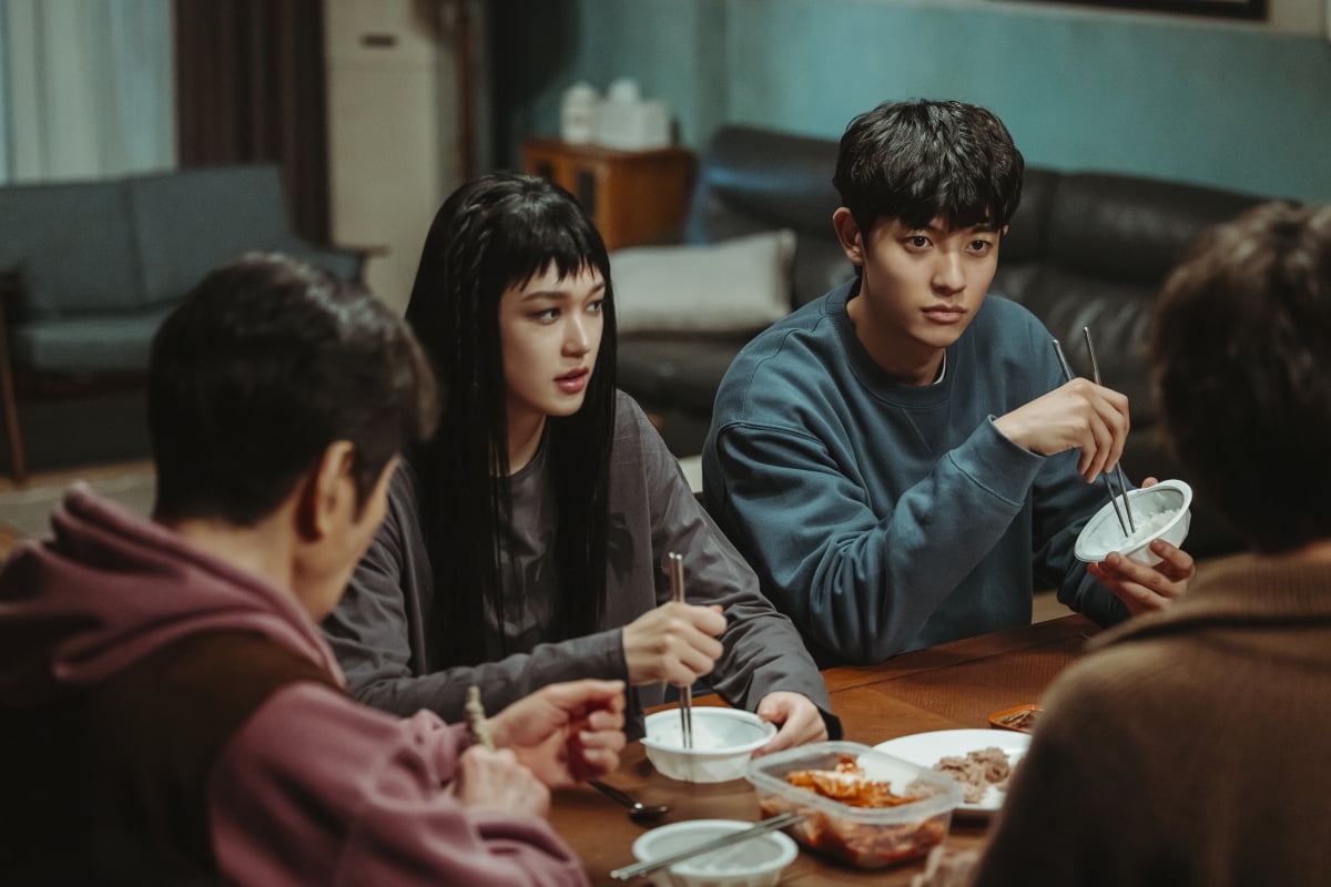 [공식] 수지·김수현 뛰어 넘었다…배두나·류승범 '가족계획', 쿠팡플레이 역대 최고 오프닝