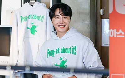 '뇌동맥류 투병' 정일우, 선행 투혼 빛냈다…성수동 MZ 핫플서 직접 제품 개발