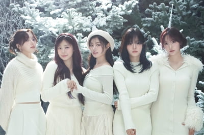 피프티피프티, 시즌송 'Winter Glow'로 위로 건넸다…"이 시국에 포근한 노래 너무 좋다"
