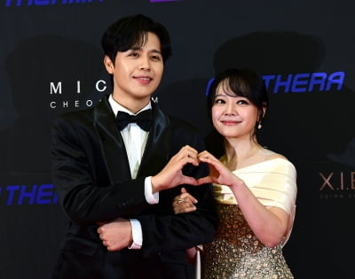 [종합] '손준호♥' 김소현, 결혼 14년 차인데…"당신은 완벽한 남자야" ('탐비')