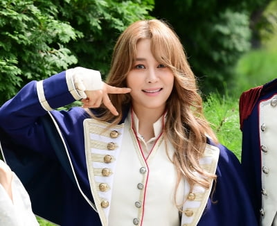 '자칭 요정' 옥주현, '계약 해지 통보' 뉴진스 공개 지지…"멋진 사람 될 것"('영스트리트')