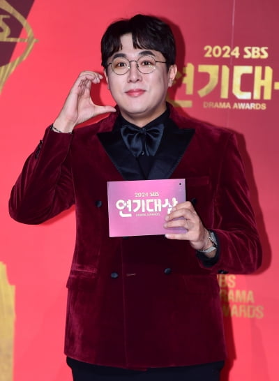 MC 배, SBS 연기대상 레드카펫 MC[TEN포토]