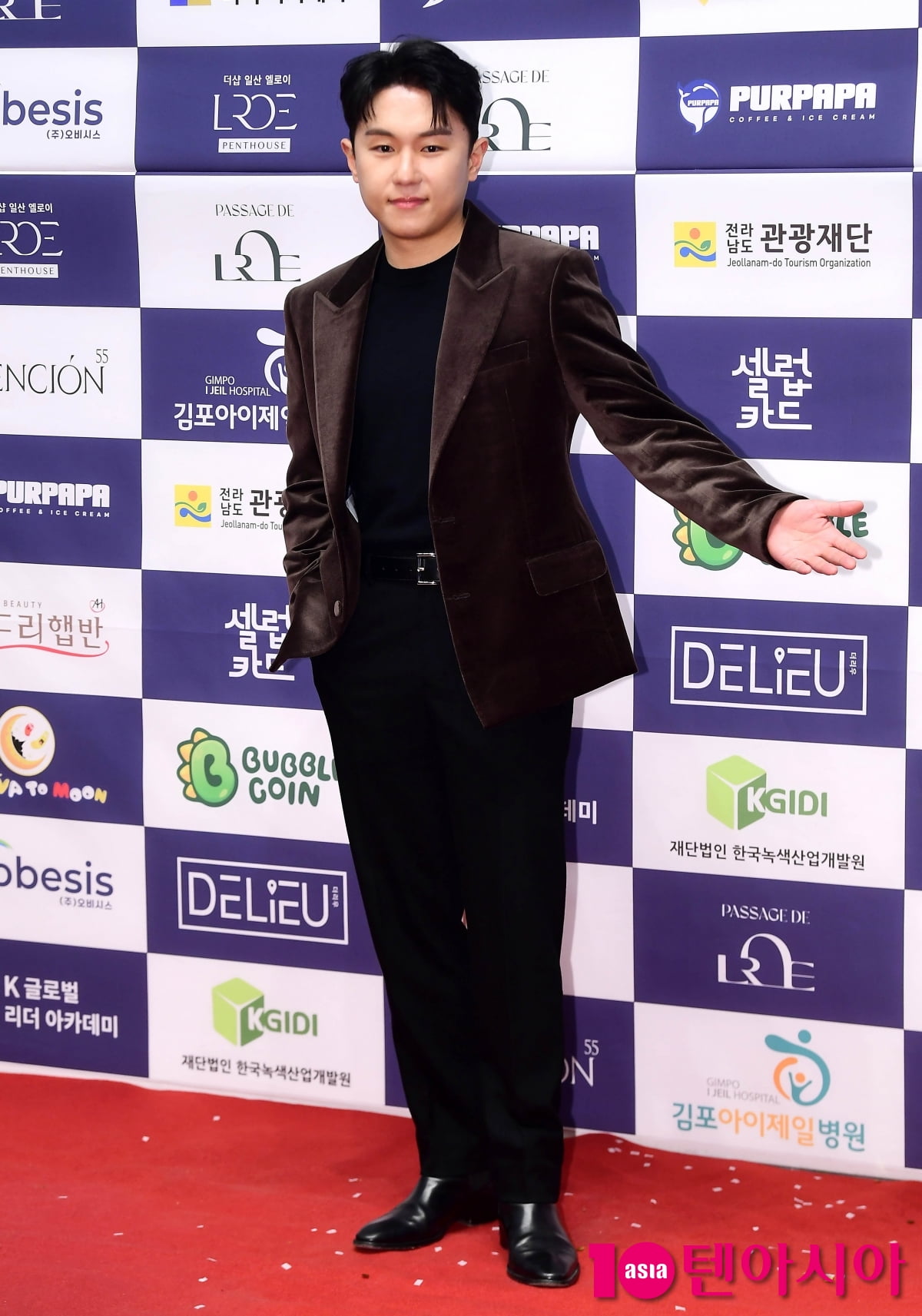 임한별, 여유 넘치는 포즈[TEN포토]