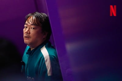 이정재 절친, 50대에 맞이한 전성기…탑 연기력 논란될 때 정반대 호평('오겜2')