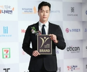'♥하니와 결혼 연기' 양재웅, 100억원대 초고급 빌라 분양 [TEN이슈]