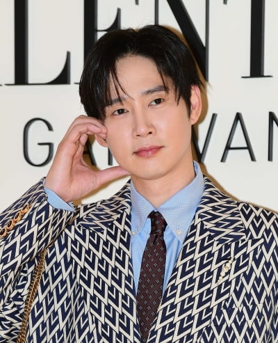 '음란물 게재' 박성훈, 차기작 하차 아니었다…"대본 리딩 취소, 국가 애도 기간 때문" [공식]