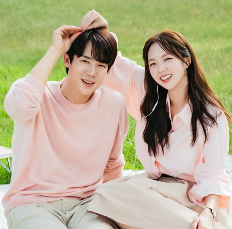 '40세' 유연석, ♥채수빈과 곧 열애설 나겠네…10살차 뛰어넘은 핑크빛 기류 ('지거전')