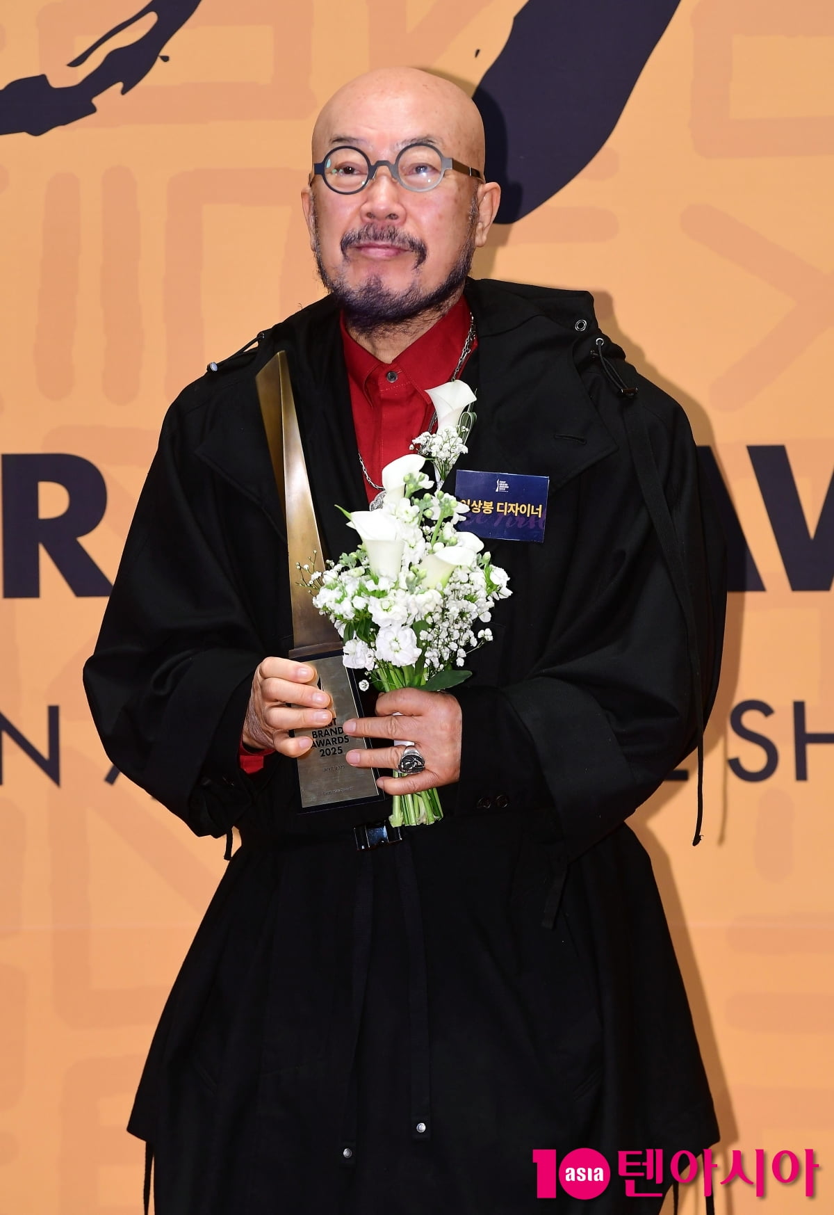 이상봉 디자이너, 남다른 패션감각...25년 기대하세요[TEN포토+]