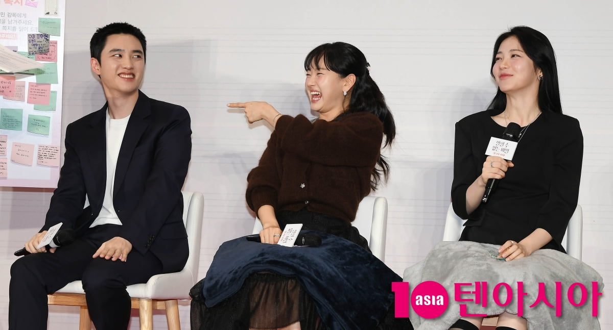 도경수-원진아-신예은, 마법같은 쇼케이스...재미있네[TEN포토+]