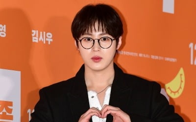 하성운, 따뜻한 휴양지로 같이 놀러 가고 싶은 남자 가수 1위…2위·3위는 주연·차은우 [TEN차트]