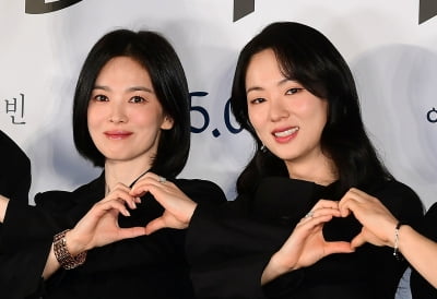 "오컬트로 감동까지 챙겨"…송혜교·전여빈 '검은 수녀들', 연대한 보람 있네