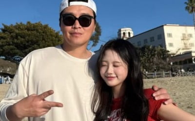 '이동국 딸' 재시, 벌써 다 컸네…187cm 아빠 곁 기럭지 자랑