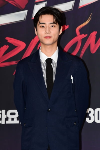 영케이, 180cm·67kg 거짓말이었나…볼 빵빵하게 육해공 먹방 폭주('후라이드2')