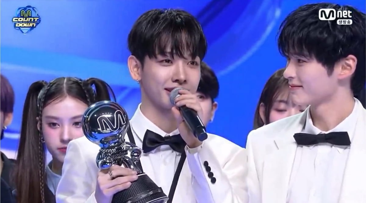 보이넥스트도어, 명재현 MC '엠카'서 1위…감격해 울먹