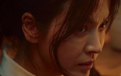 '결연' 송혜교·'혼란' 전여빈…'금지된 의식' 뭐길래('검은 수녀들')