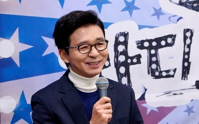 '강수지♥' 김국진, 19살 연하 女가수에 고백했다…"유일하게 보고 싶은 사람" ('라스')