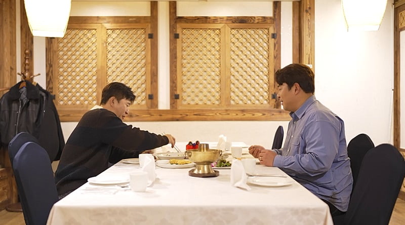 '결혼 확정' 김종민, '김지원 닮은꼴' ♥11살 연하 공개…애칭은 '히웅이'('신랑수업')