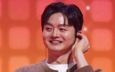 유명 가수, 노숙자 생활했다더니…생활고 충격 고백 "현재도 반찬 가게서 알바" ('총백쇼')