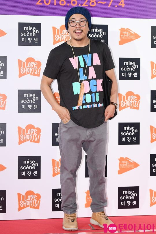 '조인성 형 연기' 양익준, 후배 폭행 혐의로 입건…'고백' 무대 인사 강행 [TEN이슈]