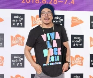 '조인성 형 연기' 양익준, 후배 폭행 혐의로 입건…'고백' 무대 인사 강행 [TEN이슈]