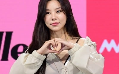 마마무 휘인, '11년 지기' 박우상 PD와 손 잡았다…신곡 오늘(13일) 공개