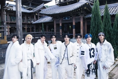 스트레이 키즈, '맥시던트'로 美 레코드산업협회 골드 인증…통산 8번째
