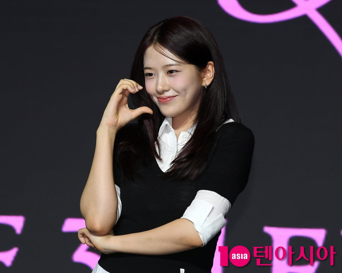 아이브 안유진, 댕댕이의 상큼함...봄바람이~[TEN포토+]