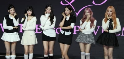 아이브, 팬들과 핑크빛 분위기 한가득…"우리 노래가 위로가 됐다면 우리도 힘을 얻는다"