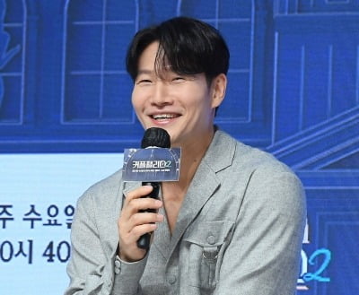 '48세' 김종국, LA ♥결혼설 사실이었나…"조건보다 마음 쓰는 모습에 끌려" ('커플팰리스2')