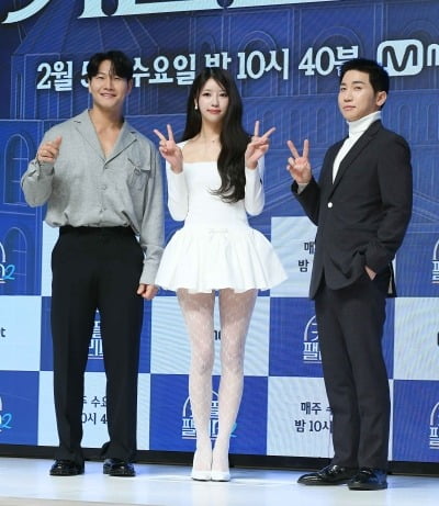 [종합] '48세' 김종국, ♥결혼설에 불 지폈다…"배려심에 끌려, 장가갈 것" ('커플팰리스2')