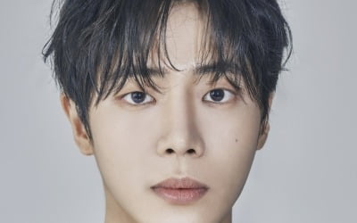 추영우, 논란에 고개 숙였다…"SNS 팔로우 의도 없어, 앞으로 안 그럴 것" [인터뷰①]